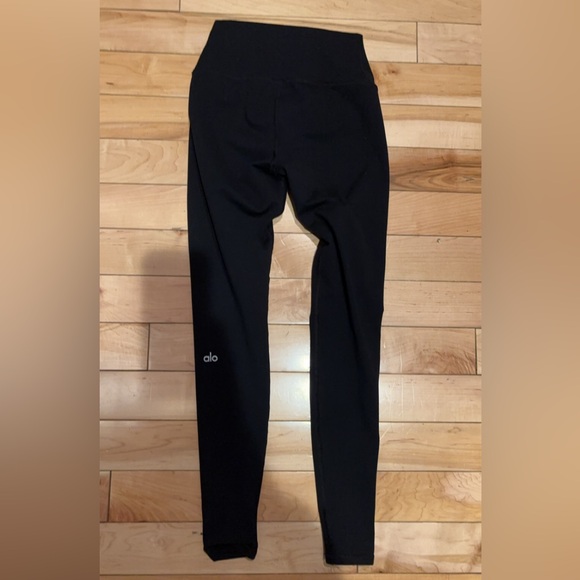 ALO Yoga Pants - ***SOLD*** ALO AIRBRUSH LEGGINGS